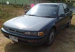 **63,000 บ.ต่อรอง**ขายรถเก๋งHONDA ACCORD 2.0 Auto โฉมตาเพชร ปี33/90 เครื่องเดิมเกียร์เดิม(ไม่ใช่หัวฉีด) เครื่องดีแน่น ไม่เคยติดแก๊ส สีสันดีล้อแม็ก ภายในสวยคอนโซลครบ แอร์ พ.พาวเวอร์ พร้อมใช้งาน ทะเบียนเต็ม เอกสารครบ ราคาต่อรองได้เด้อ พี่น้องครับ