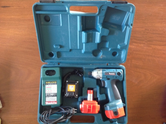 ขายสว่านไขควง ScruScrew Gun มีแรงกระแทรก ครบชุดพร้อมใช้