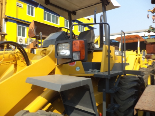 WA150-1-30047 รถตักKOMATSUตอนนี้รถจอดที่(CSนวนคร)ครับ