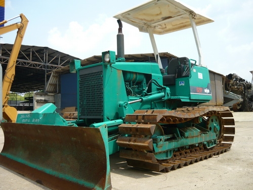 รถดันดิน Komatsu D21-6 สไลด์ได้ 6 ทิศทาง สภาพดี พร้อมใช้งาน