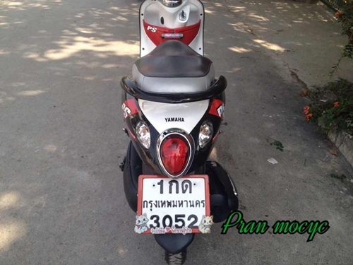 ขายyamaha fino สีดำเเดงขาว ปี2013
