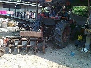 ***ขายแล้วครับขอบคุณ Truck2hand ขายรถไถส้มๆ2เพลา KUBOTA L4508 เครื่องดีติดง่าย ปั้มดีแรง เกียร์ดีไม่หลุด ช่วงล่างดี ยางสวย4เส้น แขนไม่มีปะ หางยกดี ระบบไฟ ระบบไฮฯ ใช้งานปกติ ไม่มีแตก พร้อมอุปกรณ์3ชิ้น ใบดัน หางพรวน5 โรตารี่ สภาพดี  พร้อมใช้ พร้อมลุยงาน เอก