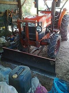 ***ขายแล้วครับขอบคุณ Truck2hand ขายรถไถส้มๆ2เพลา KUBOTA L4508 เครื่องดีติดง่าย ปั้มดีแรง เกียร์ดีไม่หลุด ช่วงล่างดี ยางสวย4เส้น แขนไม่มีปะ หางยกดี ระบบไฟ ระบบไฮฯ ใช้งานปกติ ไม่มีแตก พร้อมอุปกรณ์3ชิ้น ใบดัน หางพรวน5 โรตารี่ สภาพดี  พร้อมใช้ พร้อมลุยงาน เอก