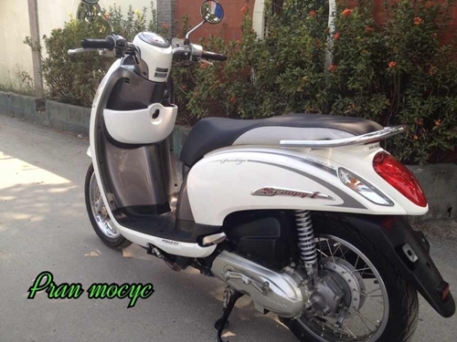 ขาย Honda scoopy-iสีขาวเทา ปี2013 ขาย Honda scoopy-iสีขาวเทา ปี2013