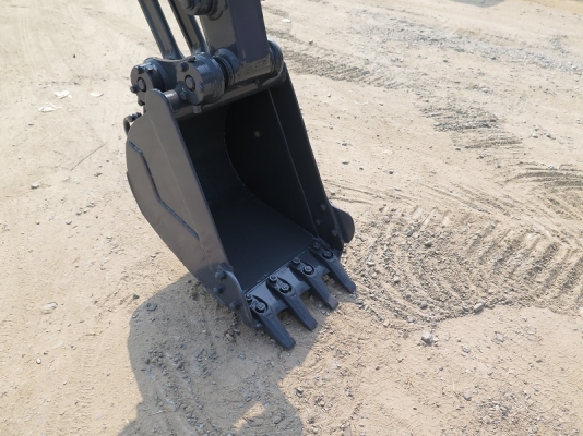 รถขุด แบคโฮล KOMATSU PC25-1 ทำสีใหม่ มือสองญี่ปุ่น นำเข้าเอง ยังไม่เคยใช้งานในไทย