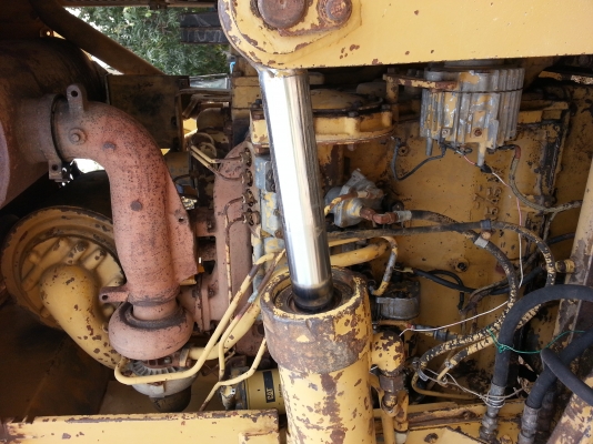 ขายด่วน รถแทรกเตอร์ CAT D5H LGP ขายถูกฯฯ