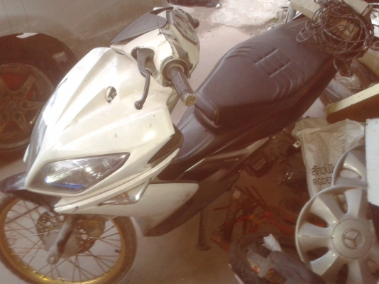 YAMAHA มีโอ อีรีเกน ภาษีไม่ขาดขาย 9000 YAMAHA มีโอ อีรีเกน ภาษีไม่ขาดขาย 9000