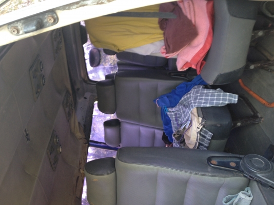 ขายรถตู้ nisan