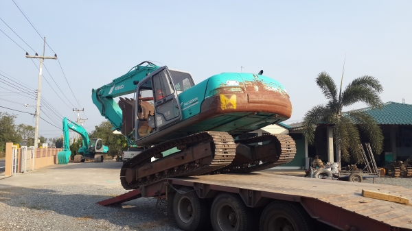 KOBELCO SK  200 มาร์คไฟ ซุปเปอร์ รถเก่าญี่ปุ่น 100\% สภาพสวย  พร้อมใช้