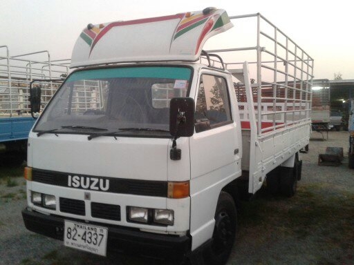 isuzu nkr 110 ปี33 รถห้างแท้เทบียนเต็มเอกสารพร้อมโอน