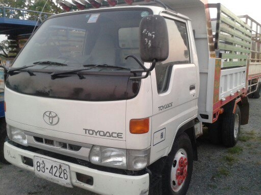ดั้มเล็ก3คิว toyoya เอกสารพร้อมโอนต่อรองใด้ครับ ติดต่อ 088-7243147