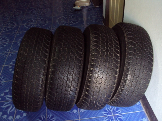 ล้อ+ยางวีโก้+น็อต ฟรีรันเนอร์ ปี2010 ส่งคุณพรหมเมศวร์ ที่อุบลแล้ว  ขอบคุณมากคับ