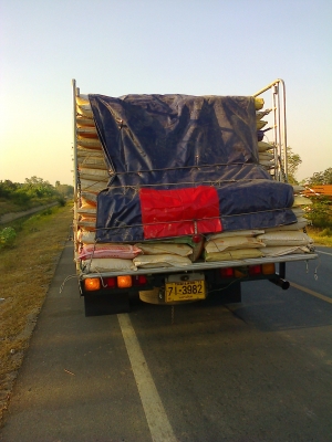 ขายหกล้อ HINO KM 779 ด่วนครับ