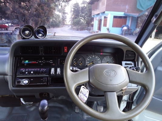 รถตู้ Toyota hiace ขับดี ใช้น้อย เครื่องดี สีสวย บางๆ ทั้งคัน ประหยัด เอกสารพร้อมโอ รถตู้ Toyota hiace ขับดี ใช้น้อย เครื่องดี สีสวย บางๆ ทั้งคัน ประหยัด เอกสารพร้อมโอ