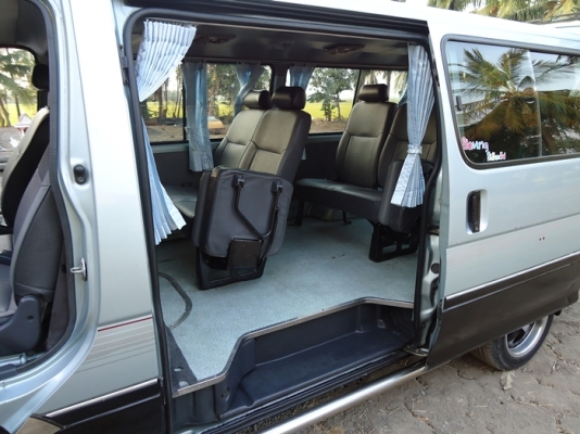 รถตู้ Toyota hiace ขับดี ใช้น้อย เครื่องดี สีสวย บางๆ ทั้งคัน ประหยัด เอกสารพร้อมโอ รถตู้ Toyota hiace ขับดี ใช้น้อย เครื่องดี สีสวย บางๆ ทั้งคัน ประหยัด เอกสารพร้อมโอ