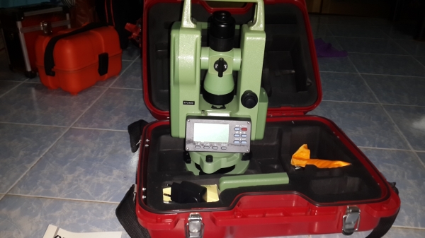 กล้องสำรวจ