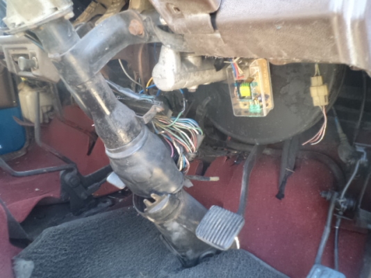 ขายรถ ดั้ม Toyota เครื่อง 115 hp เฟืองท้าย F ราคา 380000