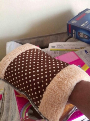 ขายกระเป๋าน้ำร้อนไฟฟ้า เเบบสอดมือเข้าไปได้ ครับ จัดส่งได้ทั่วประเทศ