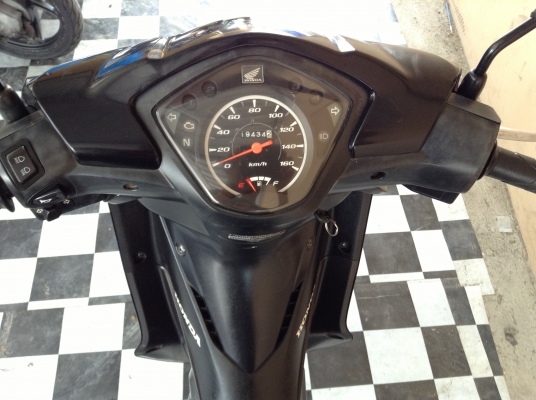 ขาย!!!ฮอนด้าเวฟ110ไอ ปี55 รถเครื่องดีคับ มีเล่มทะเบียนครบ ภาษีไม่หมด