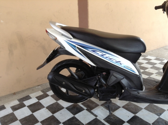 ขาย!!!ฮอนด้าคลิ๊ก(((ทะเบียน ลฉค864))) รุ่นท๊อปล้อแม็ก ปี50 รถเครื่องดีคับ มีเล่มทะบียนครบ