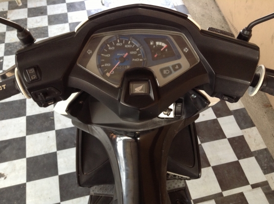 ขาย!!!ฮอนด้าแอเบรค ปี50 รถเครื่องดีคับ มีเล่มทะเบียนครบ ภาษีไม่หมด