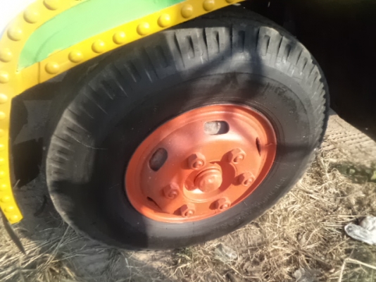 ขายดั้ม hino เครื่อง 117 hp wo4d 779  ไฟแนนท์จัดได้ 330000 ราคา 560000 กระบะยาว 5.2 เมตร