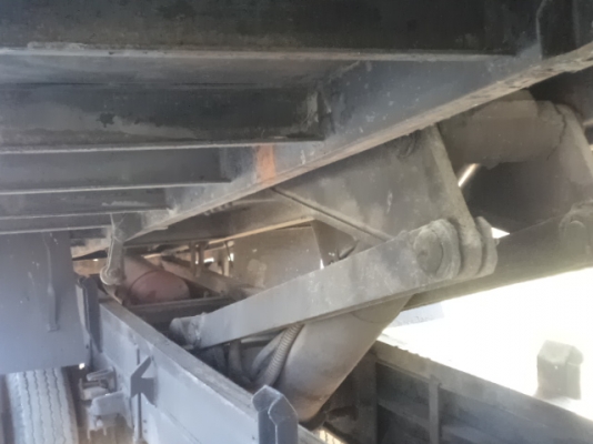 ขายดั้ม hino เครื่อง 117 hp wo4d 779  ไฟแนนท์จัดได้ 330000 ราคา 560000 กระบะยาว 5.2 เมตร