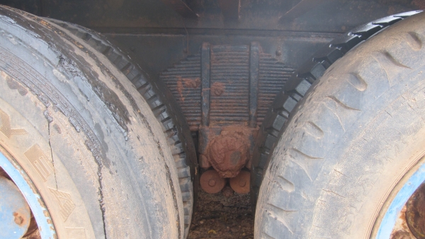 10 ล้อเพลาเดียว เทเลอร์ แบคโฮ 120 หัวยาวไม่มีเล่ม