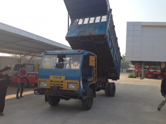 ขายอีแต๋น 6 ล้อ ดั้ม เครื่อง 6 สูบ อีซูซุ