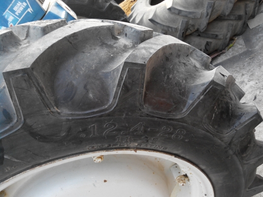 ขาย ford 7600 4wd