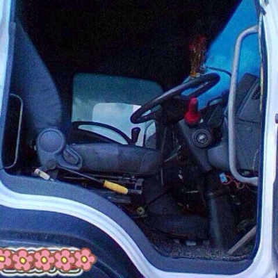 รถอีซูซุ 10 ล้อดั้ม 360 แรงม้า. ( ปี 52 - 54 )  ( ขายแม่ , ลูก )  ( มีขาย 2 คัน. )  สนใจติดต่อ 081 - 6079515