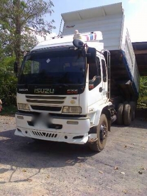 รถอีซูซุ 10 ล้อดั้ม 270 แรงม้า ปี 40.  สนใจติดต่อ 081 - 6079515