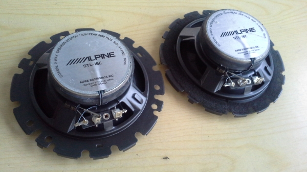ลำโพง Alpine 6" มือสองยุ่น  เสียงนุ่มๆใสๆเบสแน่นๆ