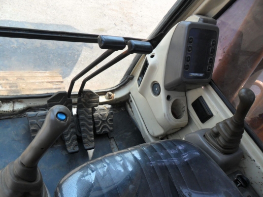 Catterpillar 320B ไฟฟ้าครบ,เอกสารพร้อม,ช่วงล่างเต็ม,พร้อมใช้