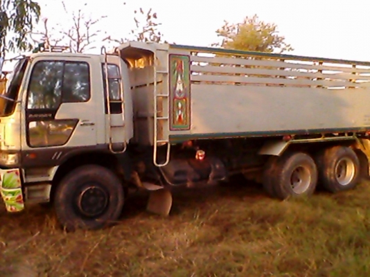 ขายสิบล้อ hino 3M 240 แรงม้า