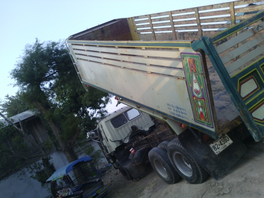 ขายสิบล้อ hino 3M 240 แรงม้า