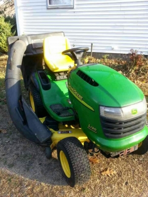 รถตัดหญ้านั่งขับ Craftsman John Deere ของใหม่ มีหลายคัน นำเข้า USA รถตัดหญ้านั่งขับ Craftsman John Deere ของใหม่ มีหลายคัน นำเข้า USA