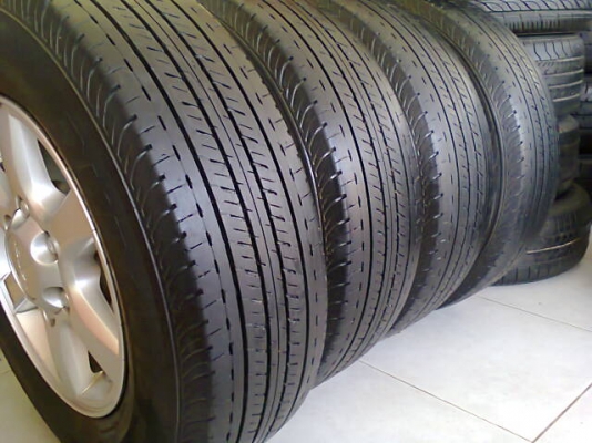 ล้อเดิมISUZU ใช้งานมาน้อยยาง 215-70-15