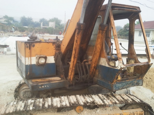 KOMATSU PC100-2 KOMATSU PC100-2