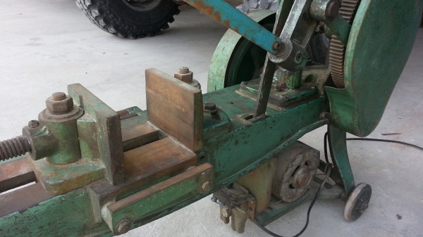 เลื่อยชัก