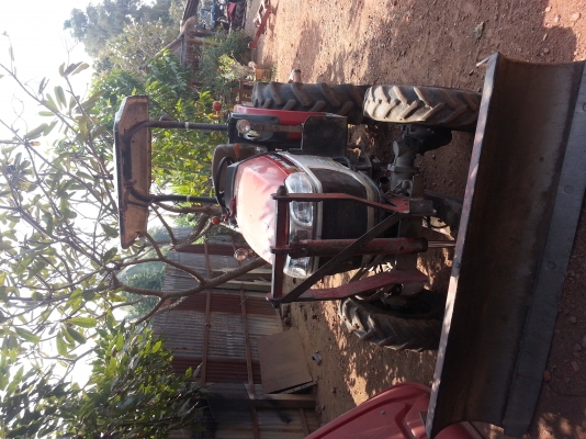 ยันร์ม่า 35 แรง ใบมีด ผาน 6  เครื่องดี เกียร์ดี  ตามสภาพใช้งานใด้ปรกติ