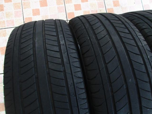 ขายยาง FALKEN 195-55-15 ปี11 ถูกๆ (1ชุด)
