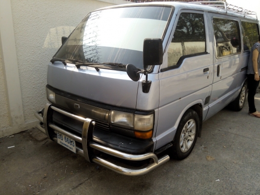 ขายรถตู้ Hiace ตาหวาน สภาพดี เครื่องดีเซล 2L ประหยัดน้ำมัน พร้อมใช้งานครับ