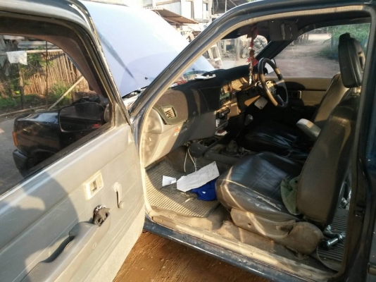 **99,000 บ.ต่อรอง**ขายกระบะแค็ปเดิมบางTOYOTA ไมตี้เอ็กซ์ 2.5ปี34/91 เครื่องเดิมๆเกียร์เดิม เครื่องแน่น แห้งดี ช่วงล่างคัสซีสวยเดิมไม่ผุ ไม่ปะไม่ดาม กระบะดีมีพื้นปูกระบะ ล้อแม็กยางสวย4เส้น หัวเก๋งสวยไม่ผุ หน้า-หลังเดิมไม่เคยชนหนัก ภายในดี คอนโซลครบ แอร์เย