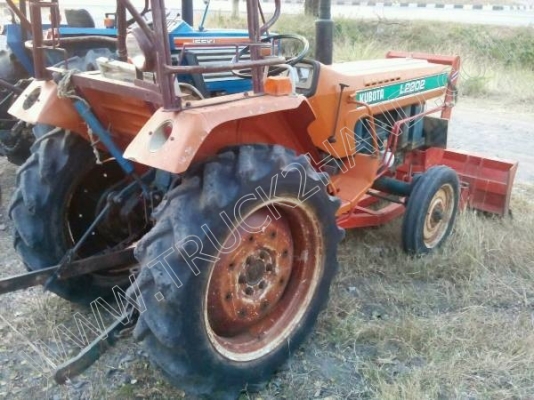 รถไถ ยี่ห้อ KUBOTA L2202