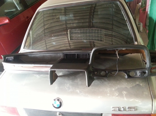 ขายคอนโซน BMW E12