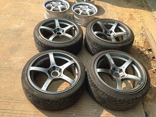 ขายล้อโปรได้ ขอบ18 5/114 กว้าง8.5-9.5 พร้อมยาง ปลายปี12 ดอกเต็มถูกๆครับ 18500 ขายล้อโปรได้ ขอบ18 5/114 กว้าง8.5-9.5 พร้อมยาง ปลายปี12 ดอกเต็มถูกๆครับ 18500