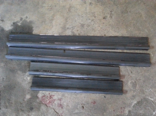 พลาสติกครอบบันใด E 12