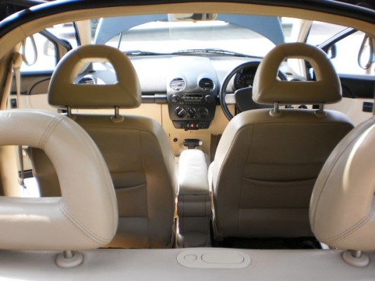 VOLKSWAGEN BEETLE 2.0 โฉม NEW BEETLE รถยนตกิจ VOLKSWAGEN BEETLE 2.0 โฉม NEW BEETLE รถยนตกิจ