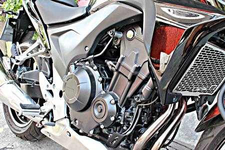 ขายcb500f สีดำวิ่งมา6,9xxกม.ขาย175,000บาทพร้อมประกันชั้น1รถสวย ภาษีรถหมด9เมษายน57 รถสภาพดีดูแลเป็นอย่างดีเลยไม่เคยวิ่งออกทางไกลมาก่อน ขายcb500f สีดำวิ่งมา6,9xxกม.ขาย175,000บาทพร้อมประกันชั้น1รถสวย ภาษีรถหมด9เมษายน57 รถสภาพดีดูแลเป็นอย่างดีเลยไม่เคยวิ่งออกทางไกลมาก่อน